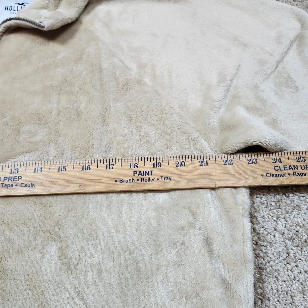 Hollister Women's Medium Beige Fuzzy Fleece 1/4 Zip Pullover Sweatshirt - Picture 7 of 8